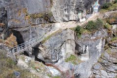 Thame 05 Entrance Bridge With Paintings On Rock Wall